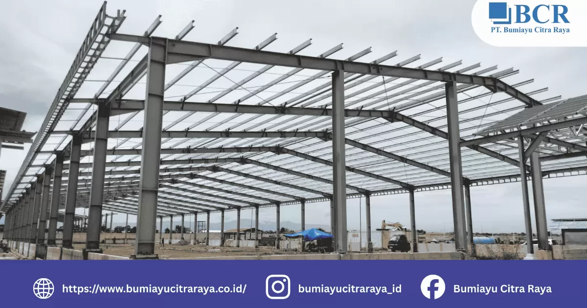 Membangun Gelanggang Olahraga Modern: Mengapa Struktur Baja adalah Kunci Sukses Bisnis Padel Indoor
